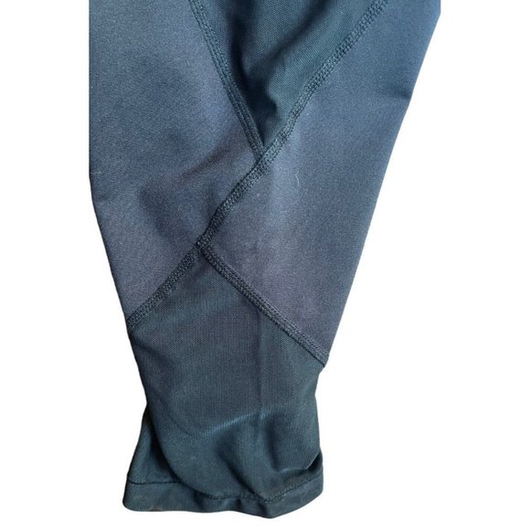 Athleta Aura Sonar Capri Leggings Gym Yoga Pants Womens Workout Pants Size S - Picture 6 of 7